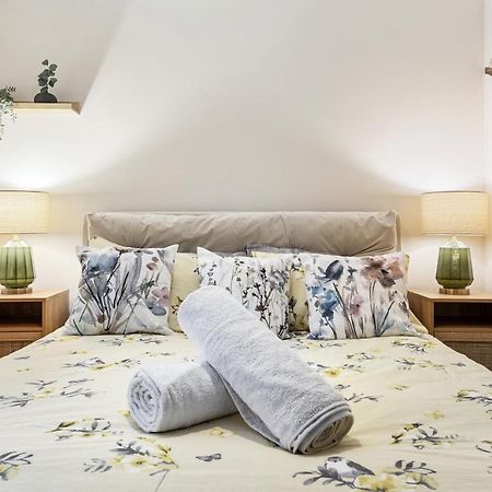Tranquil 2 Bedroom Apartment Close To St. Paul'S Cathedral 伦敦 外观 照片