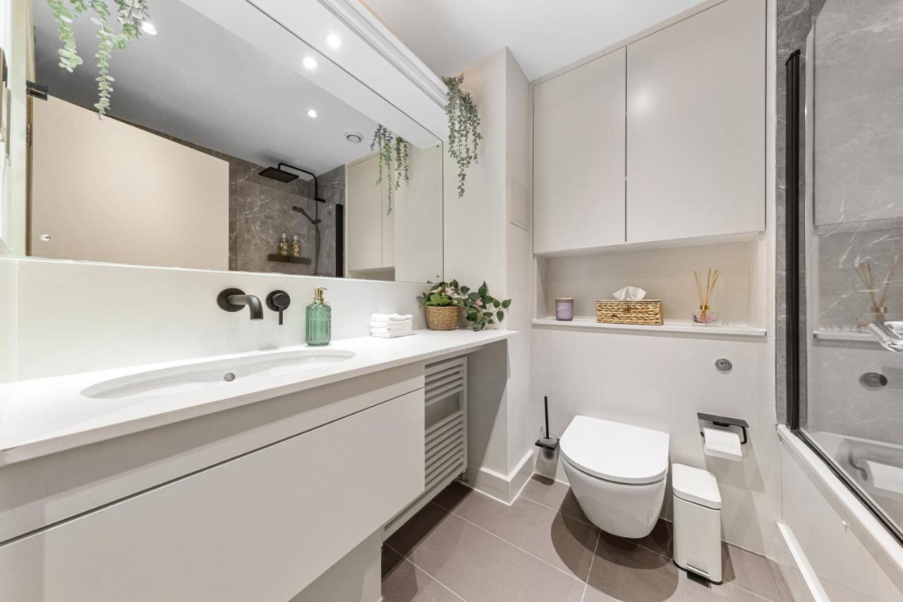 Tranquil 2 Bedroom Apartment Close To St. Paul'S Cathedral 伦敦 外观 照片
