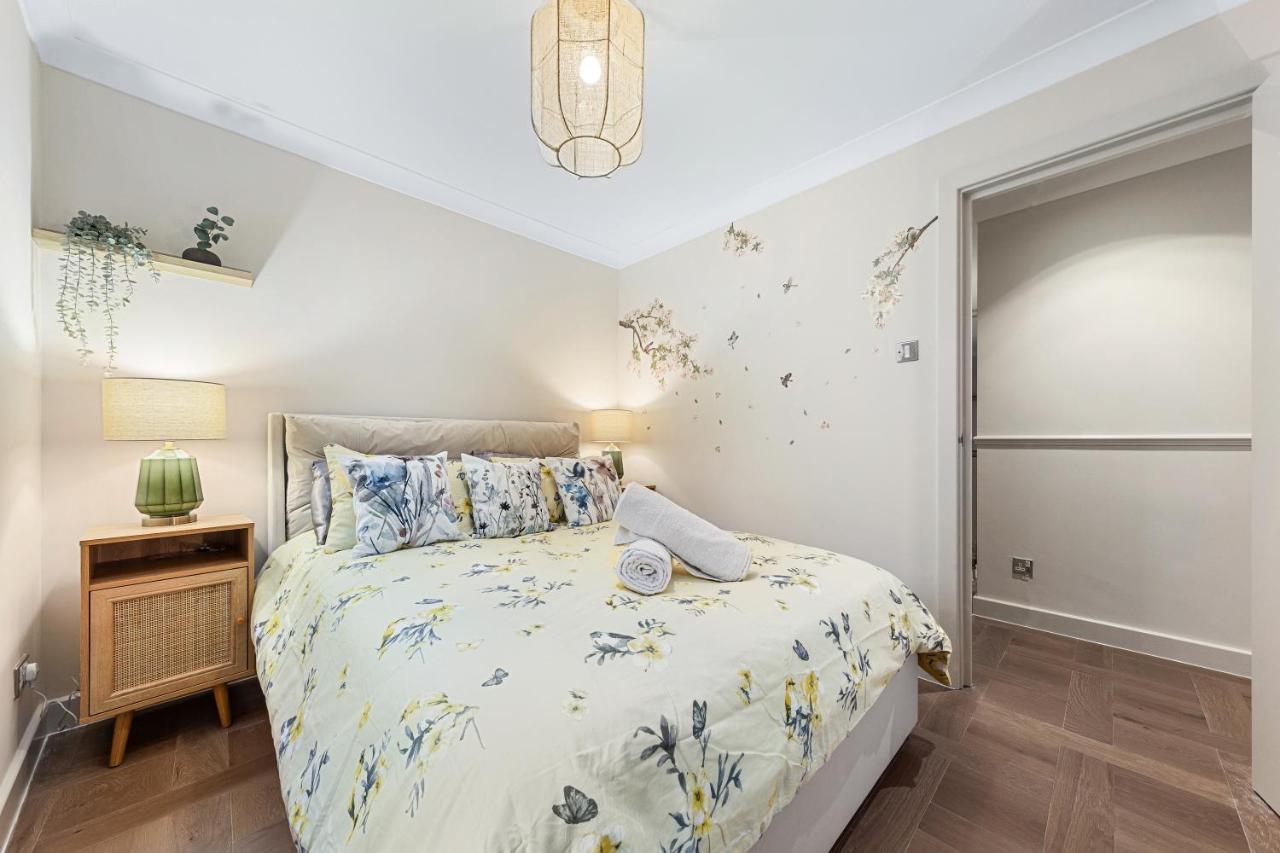 Tranquil 2 Bedroom Apartment Close To St. Paul'S Cathedral 伦敦 外观 照片