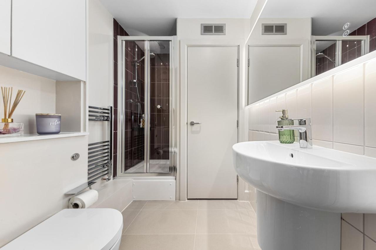 Tranquil 2 Bedroom Apartment Close To St. Paul'S Cathedral 伦敦 外观 照片