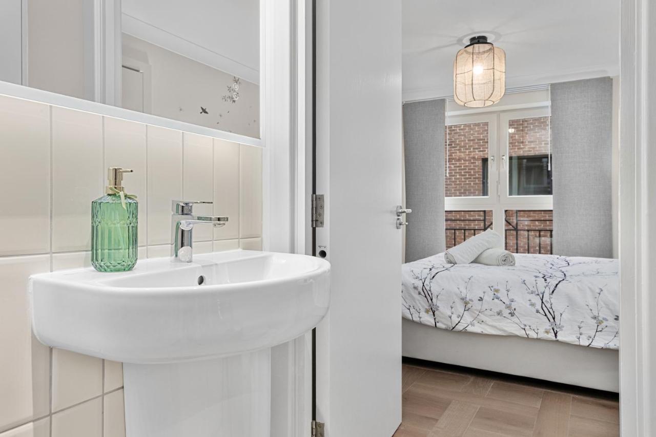 Tranquil 2 Bedroom Apartment Close To St. Paul'S Cathedral 伦敦 外观 照片