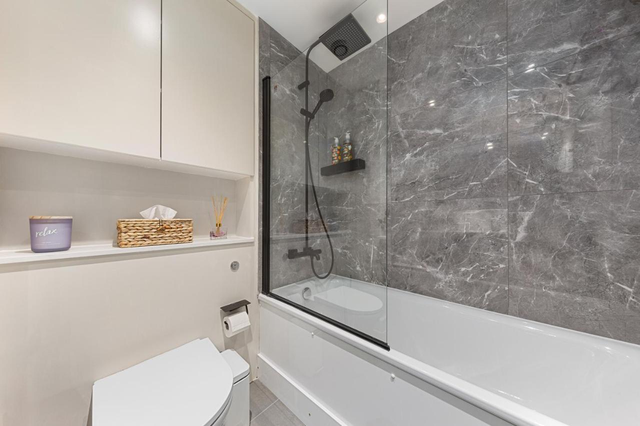 Tranquil 2 Bedroom Apartment Close To St. Paul'S Cathedral 伦敦 外观 照片